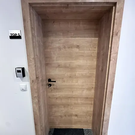 Alpin Haus, Kaibling & Amade * هاوس إم إنيستال