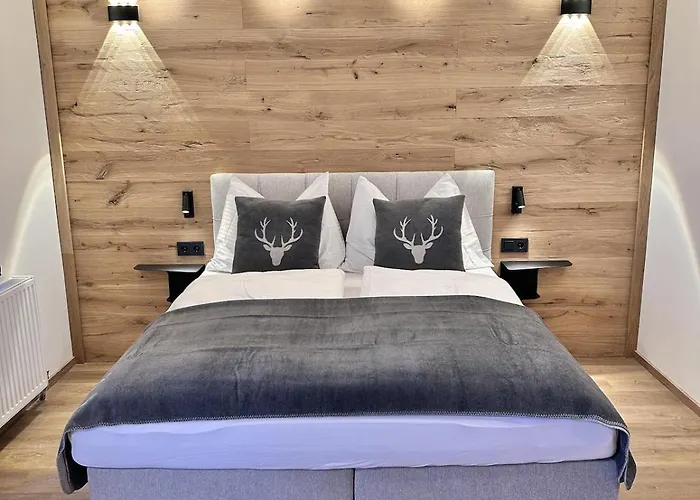 Alpin Haus, Kaibling & Amade هاوس إم إنيستال